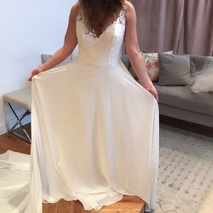 Stella York Lace Chiffon Skirt Wedding Dress